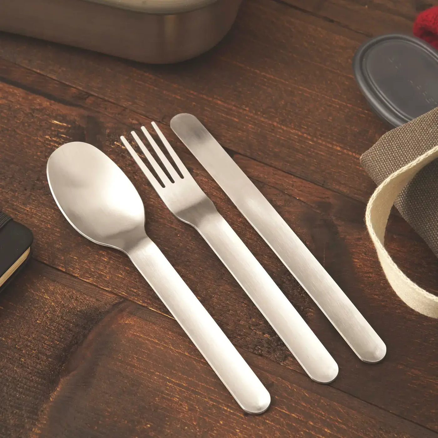 Cutlery Set with Portable Hygienic Carry Case